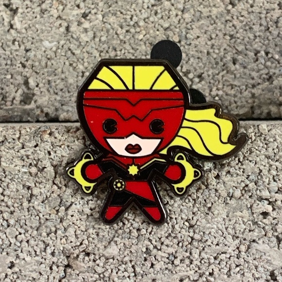 Disney Trading Pins - Picture 3 of 5